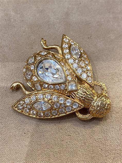 dior bee brooch|D.